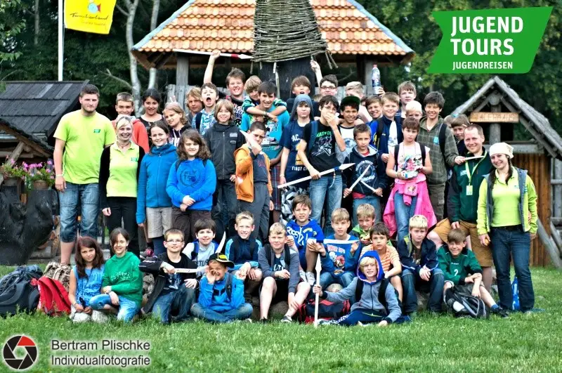 Jugendtours – Schwarz – Angel- und Adventure Camp